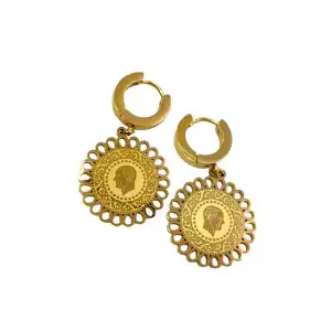 Altın Renk Lira Figürlü Çelik Küpe (Çift)