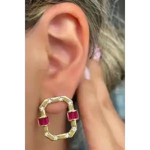 Altın Renk Pembe Taş Detaylı Küpe (Çift)