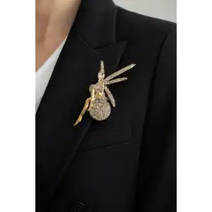 Altın Renk Peri Figürlü Broş
