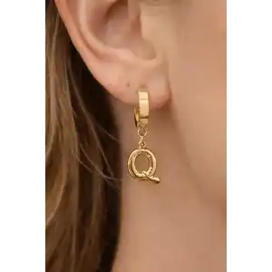 Altın Renk Q Harf Çelik Küpe (Çift)