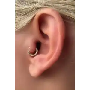 Altın Renk Taş Detaylı Çelik Halka Tragus/Kıkırdak Küpe/Piercing (Tek)