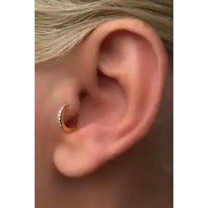 Altın Renk Taş Detaylı Çelik Halka Tragus/Kıkırdak Küpe/Piercing (Tek)