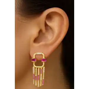 Altın Renk Taş Detaylı Küpe (Çift)