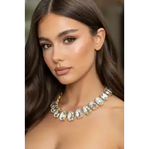 Altın Renk Taş Detaylı Tasarım Abiye Kolye