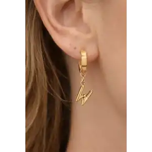 Altın Renk W Harf Çelik Küpe (Çift)