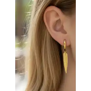 Altın Renk Yaprak Figürlü Çelik Küpe (Çift)