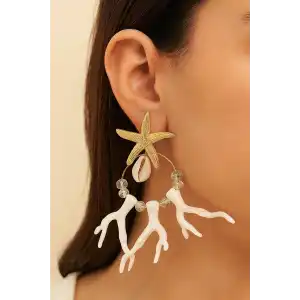 Altın Ve Beyaz Renk Yıldız Figürlü Küpe (Çift)