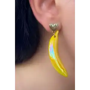 Altın Ve Sarı Renk Muz Figürlü Kalp Detaylı Küpe (Çift)