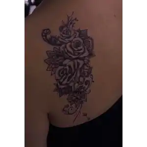 Geçici Çiçek Figürlü Dövme Tattoo