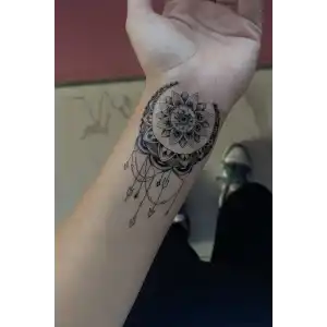 Geçici Düş Kapanı Figürlü Dövme Tattoo