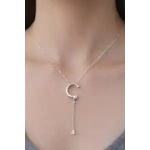 Gümüş Renk C Harfli Taş Detaylı Çelik Kolye