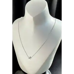 Gümüş Renk Çiçek Figürlü Kolye