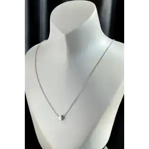 Gümüş Renk Çiçek Figürlü Kolye