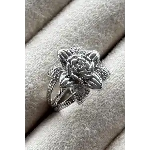 Gümüş Renk Çiçek Figürlü Metal Ayarlanabilir Yüzük