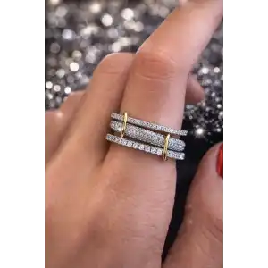 Gümüş Renk Çoklu Halka Detaylı Taşlı Yüzük