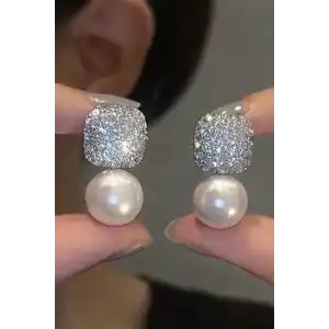 Gümüş Renk İnci Detaylı Küpe (Çift)