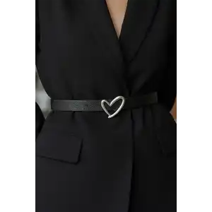 Gümüş Renk Kalp Figürlü Deri Detaylı Kadın Kemer
