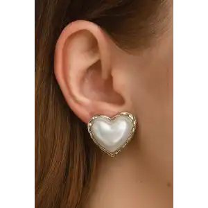 Gümüş Renk Kalp Figürlü İnci Detaylı Küpe (Çift)