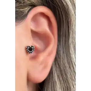 Gümüş Renk Kalp Figürlü Taş Detaylı Çelik Tragus/Kıkırdak Küpe/Piercing (Tek)