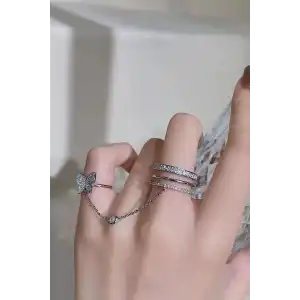 Gümüş Renk Kelebek Figürlü Taş Detaylı İkili Tasarım Yüzük