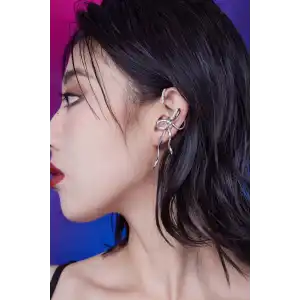 Gümüş Renk Kurdele Figürlü Taş Detaylı Ear Cuff (Tek)