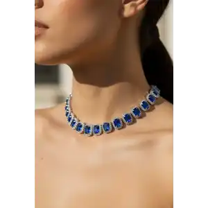 Gümüş Renk Mavi Taş Detaylı Tasarım Abiye Kolye