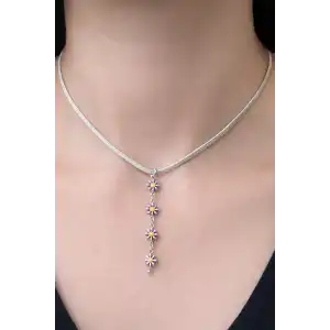 Gümüş Renk Papatya Figürlü İtalyan Zincir Detaylı Çelik Kolye