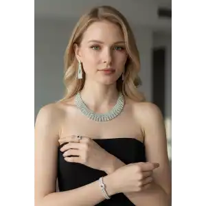 Gümüş Renk Taş Detaylı 4lü Abiye Set