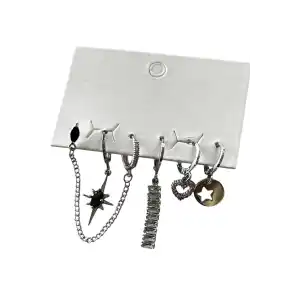 Gümüş Renk Taş Detaylı 6lı Küpe Set