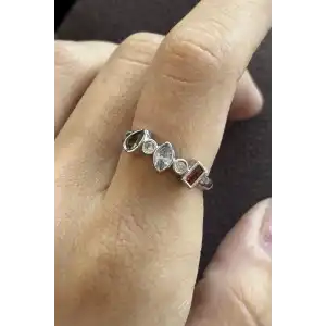 Gümüş Renk Taş Detaylı Ayarlanabilir Yüzük