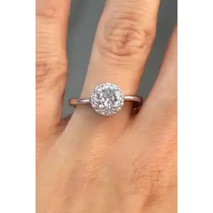 Gümüş Renk Taş Detaylı Ayarlanabilir Yüzük