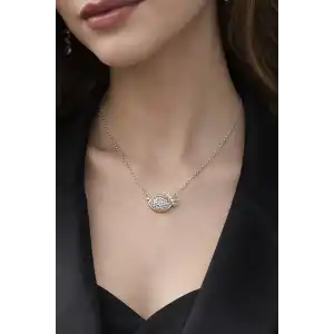 Gümüş Renk Taş Detaylı Çelik Kolye