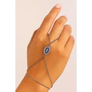 Gümüş Renk Taş Detaylı Çelik Şahmeran