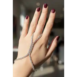 Gümüş Renk Taş Detaylı Şahmeran