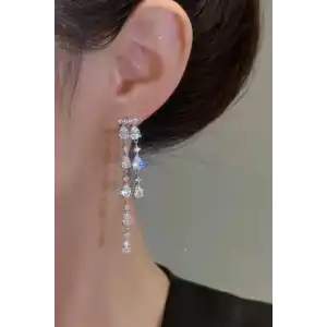 Gümüş Renk Taş Detaylı Sallantılı Küpe (Çift)