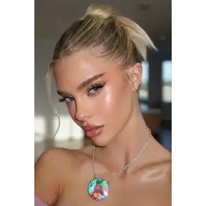 Gümüş Renk Taş Detaylı Tasarım Abiye Kolye