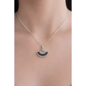 Gümüş Renk Yelpaze Figürlü Çelik Kolye