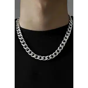 Gümüş Renk Zincir Detaylı Unisex Çelik Kolye