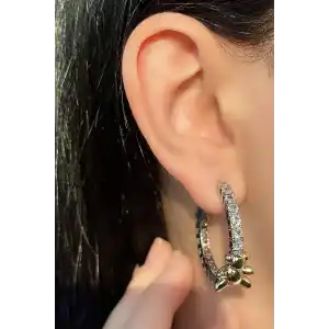 Gümüş Ve Altın Renk Ayıcık Figürlü Taş Detaylı Halka Küpe (Çift)