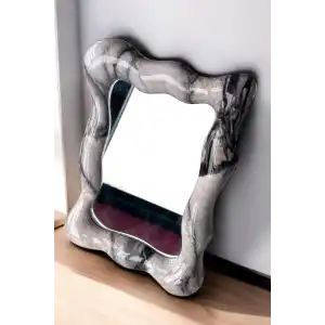 Karışık Renk Çerçeve Detaylı Masa Aynası