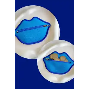 Mavi Renk Dudak Detaylı Kadın Cüzdan