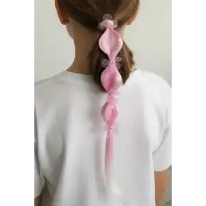 Pembe Renk Çiçek Figürlü Saç Detaylı Lastik Toka