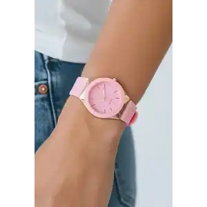 Pembe Renk Silikon Kordonlu Kadın Saat