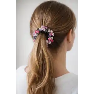 Pembe Ve Siyah Renk Boncuk Detaylı Lastik Toka