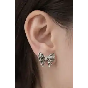 Silver Renk Kelebek Figürlü Çelik Küpe (Çift)