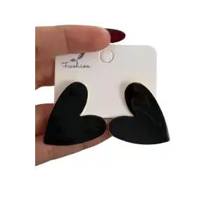 Siyah Renk Kalp Figürlü Küpe (Çift)