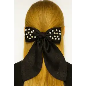 Siyah Renk Kurdele Figürlü İnci Ve Taş Detaylı Otomat Toka