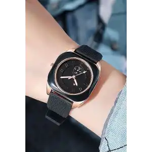 Siyah Renk Silikon Kordonlu Kadın Saat