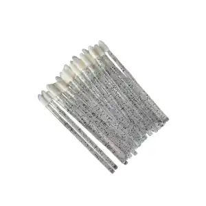 Siyah Renk Sim Detaylı Ruj Sürme Çubuğu