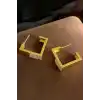 Altın Renk Taş Detaylı Küpe (Çift)